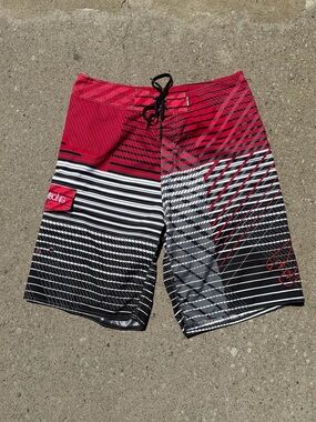 Billabong striped boardshort Y2K surf skate boardies